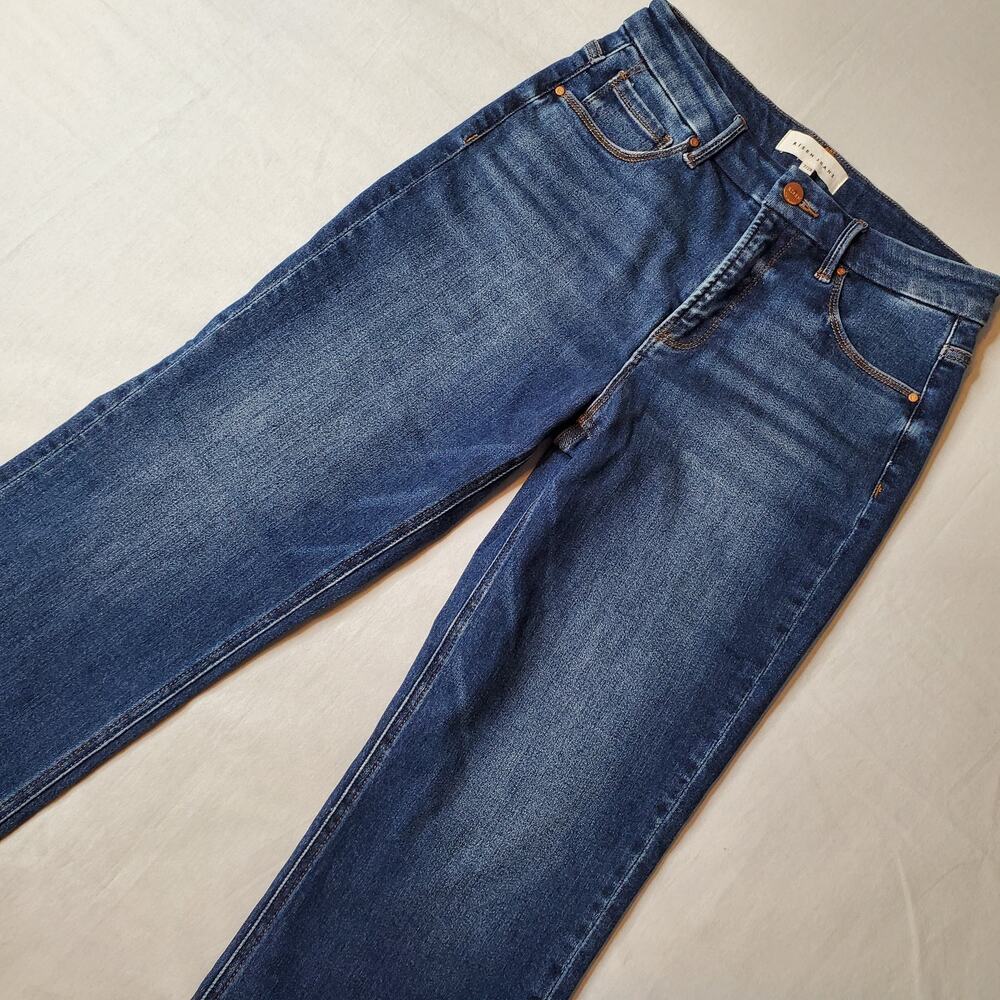 Risen Jeans Women's Size 28 High Rise Tummy Control Crop Straight Jeans Blue